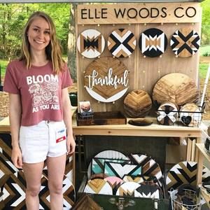 Meet your Posher, Danielle